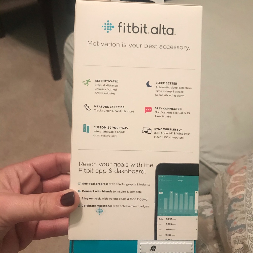 NIB Fitbit Ulta size small - Picture 1 of 4